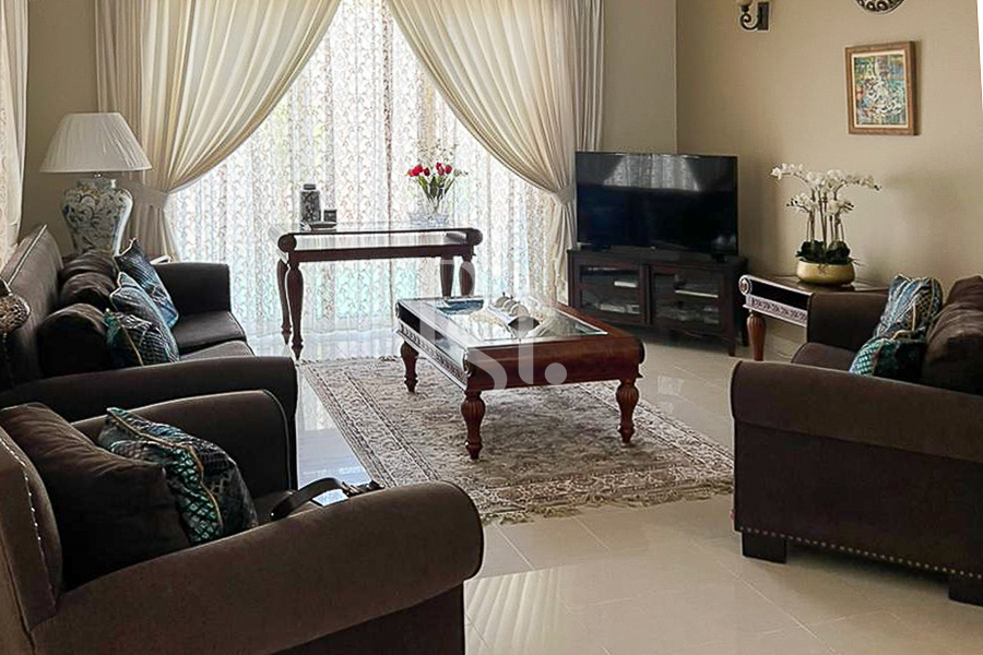 Affordable unit with 4BR+2 Balconies+2 Parking Spaces Villa (S) in Al Raha Gardens for sale